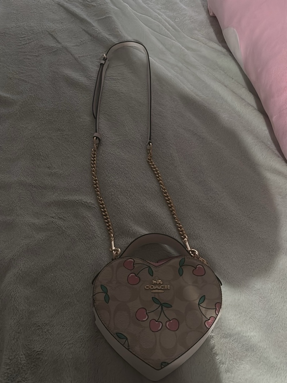 Coach Pink Cherry Heart Crossbody Bag with Gold Chain - Picture 2 of 5